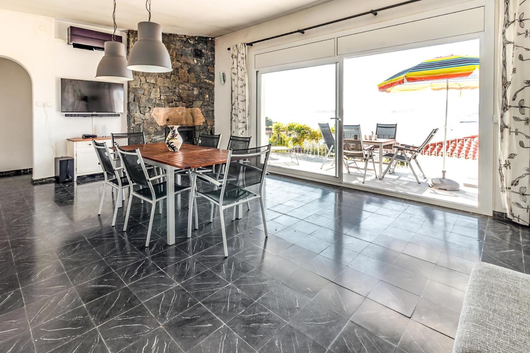 Cap Ras 01 Apartamento Con Terraza Y Vistas Жирона Экстерьер фото