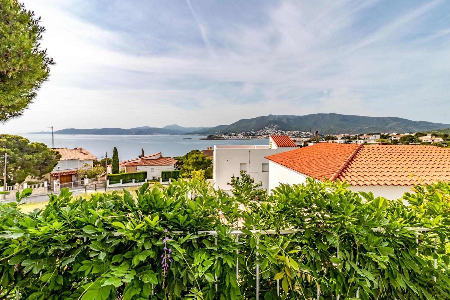 Cap Ras 01 Apartamento Con Terraza Y Vistas Жирона Экстерьер фото